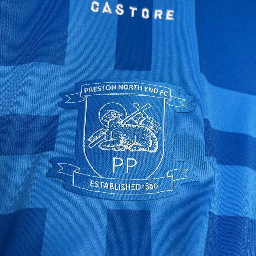 Preston North End F.C. 2024/25 Away Jersey, foto 4