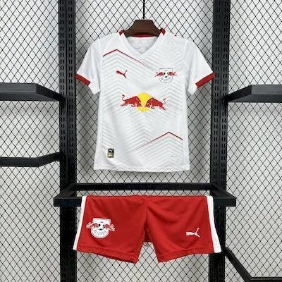 RB Leipzig 2025/26 Home Kids Kit, foto 1