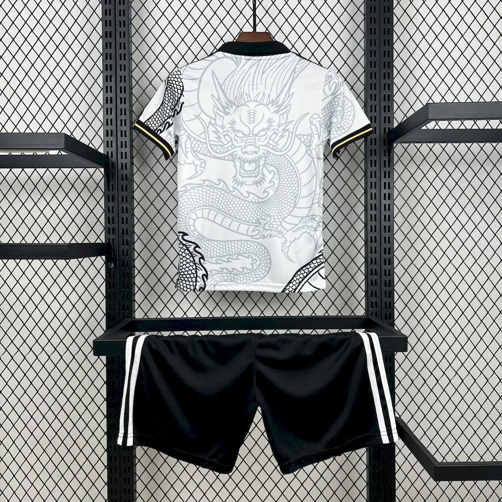 Real Madrid 2022/23 Dragon Kids Kit, foto 2