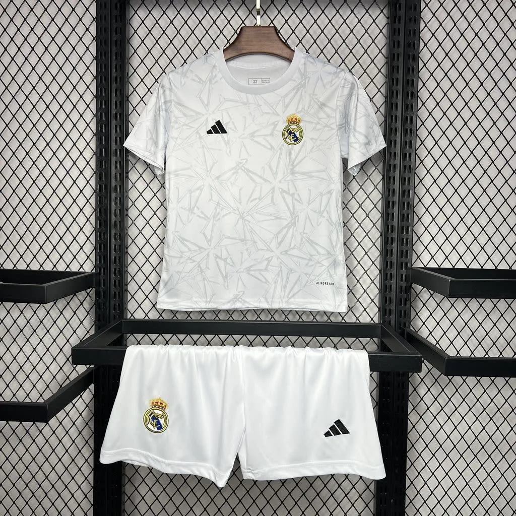 Real Madrid 2024/25 Pre-match training Kids Kit, foto 1