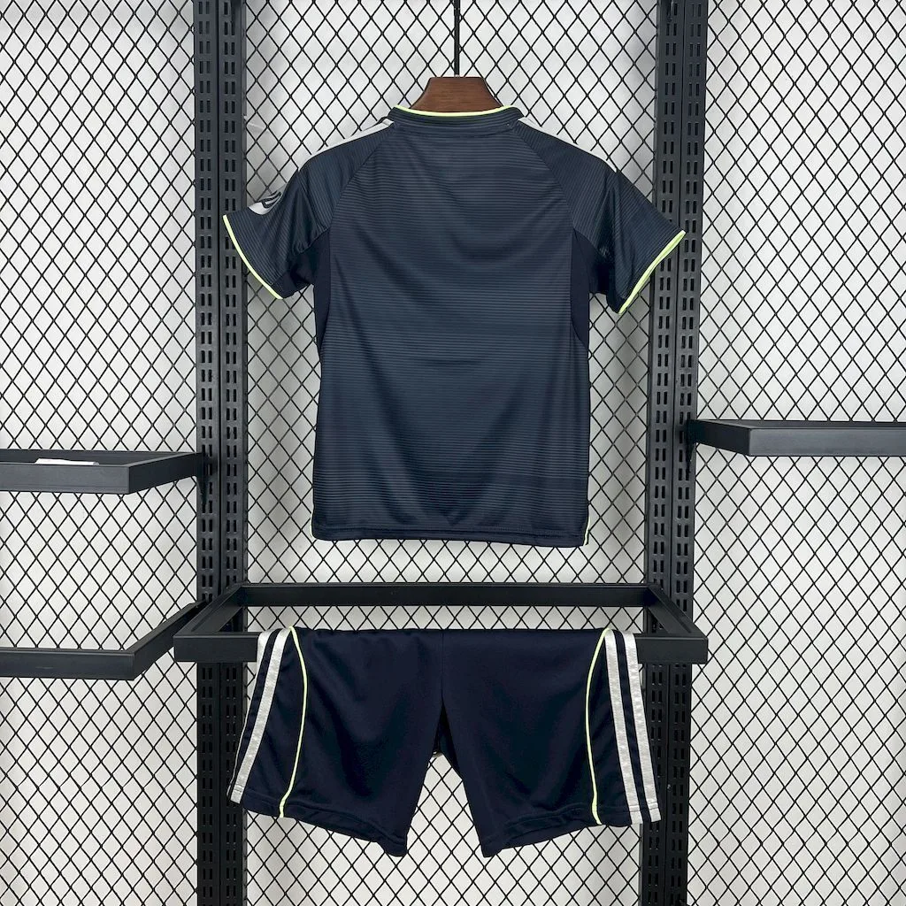 Real Madrid 2025/26 Away Kids Kit, foto 2