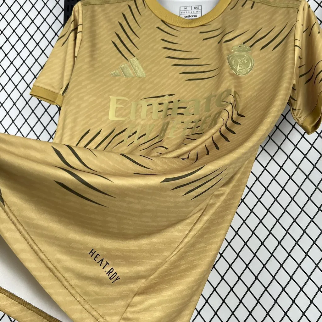 Real Madrid 2025/26 Training Gold Jersey, foto 3