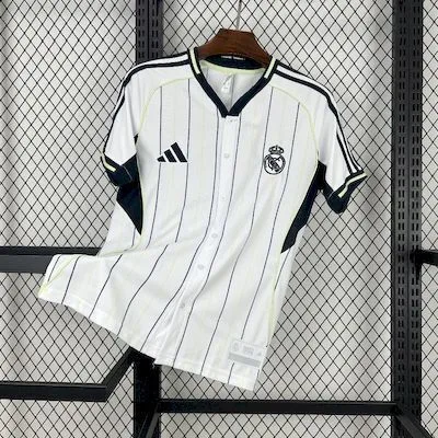 Real Madrid 2025/26 US Pack Jersey, foto 1