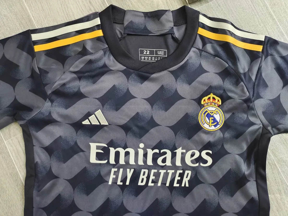 Real Madrid Away Kids Kit, foto 2