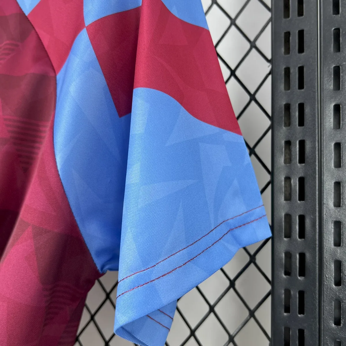 Retro Aston Villa 1990/92 Home Jersey, foto 3