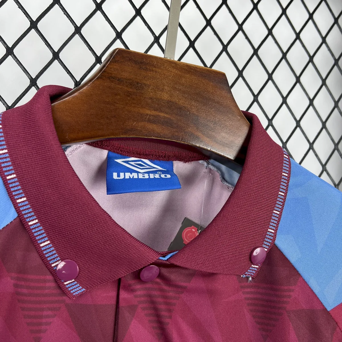 Retro Aston Villa 1990/92 Home Jersey, foto 6