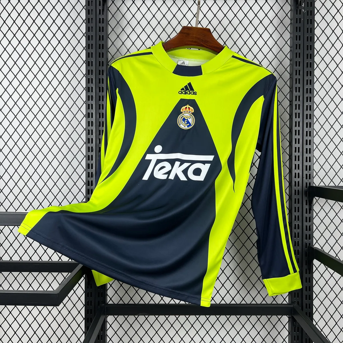 Retro Real Madrid 1999/00 Goalkeeper Long Sleeve Jersey, foto 1
