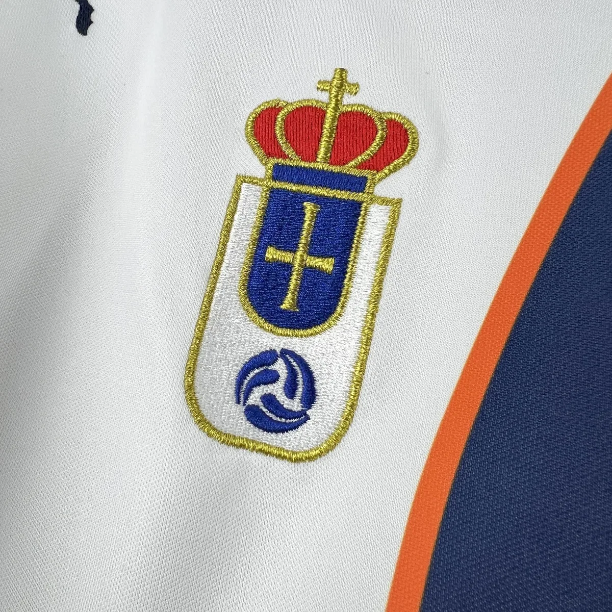 Retro Real Oviedo 2000/01 Away Jersey, foto 4