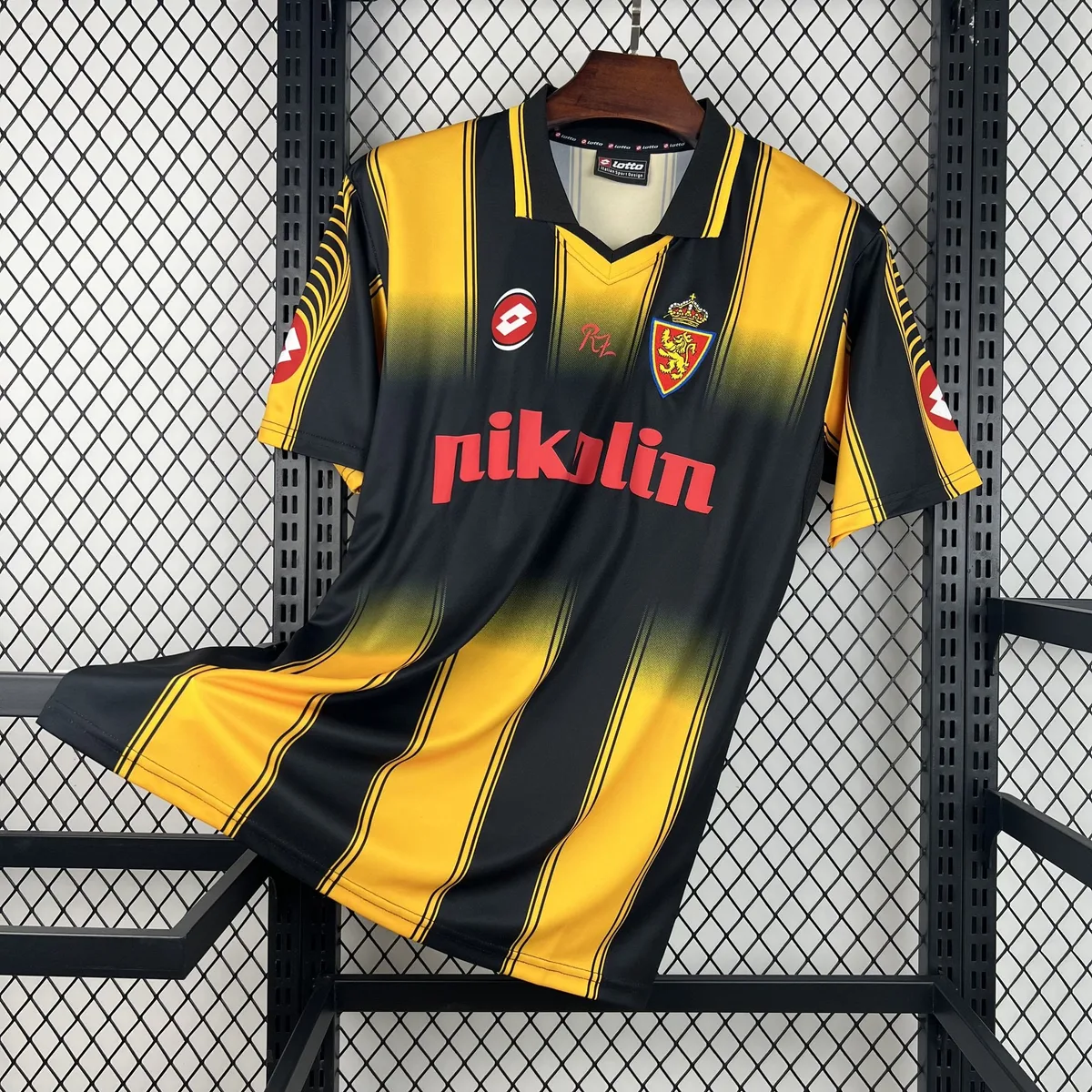 Retro Real Zaragoza 2003/04 Away Jersey, foto 1
