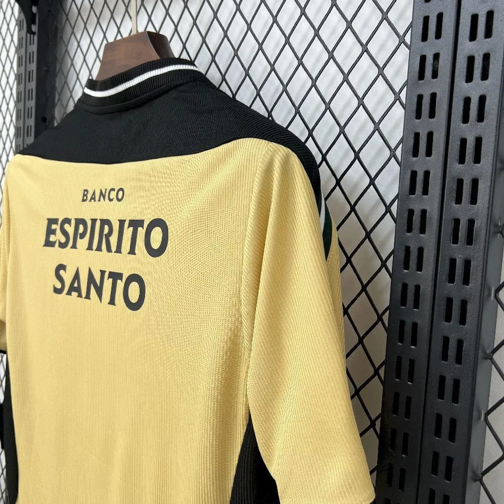 Retro Sporting CP 2003/04 Away Jersey, foto 4