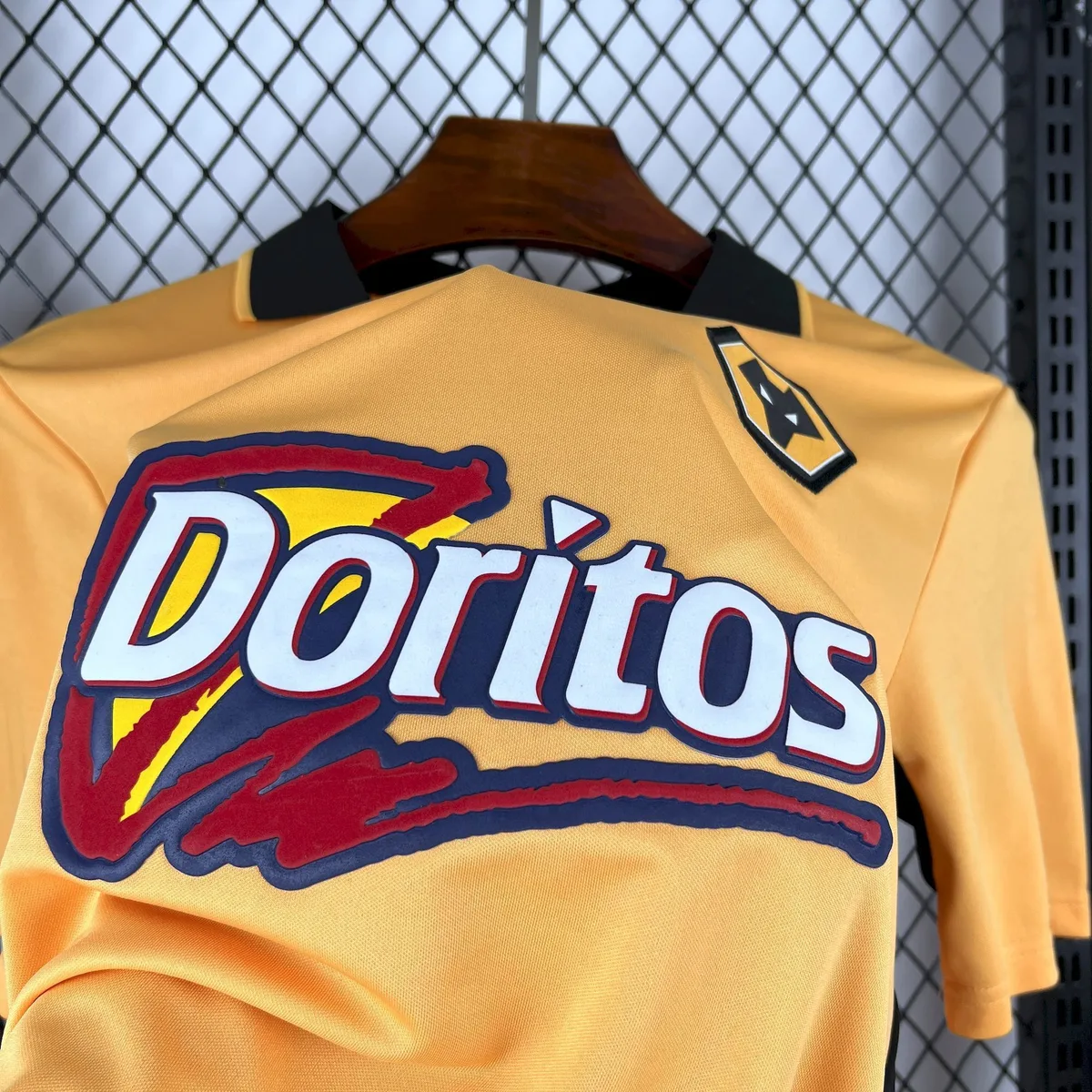 Retro Wolves 2003/04 Home Jersey, foto 4