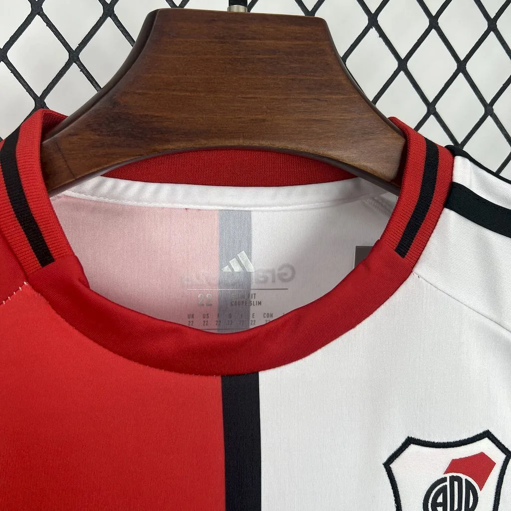 River Plate 2025/26 Third Kids Kit, foto 5