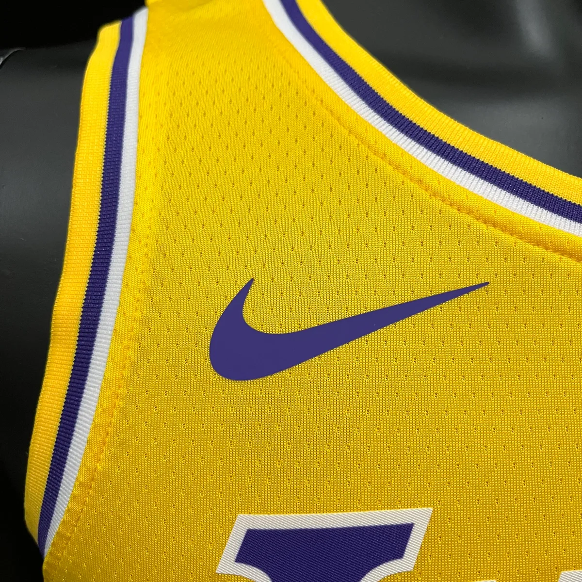 RUSSELL#1 22/23 Los Angeles Lakers yellow, foto 6