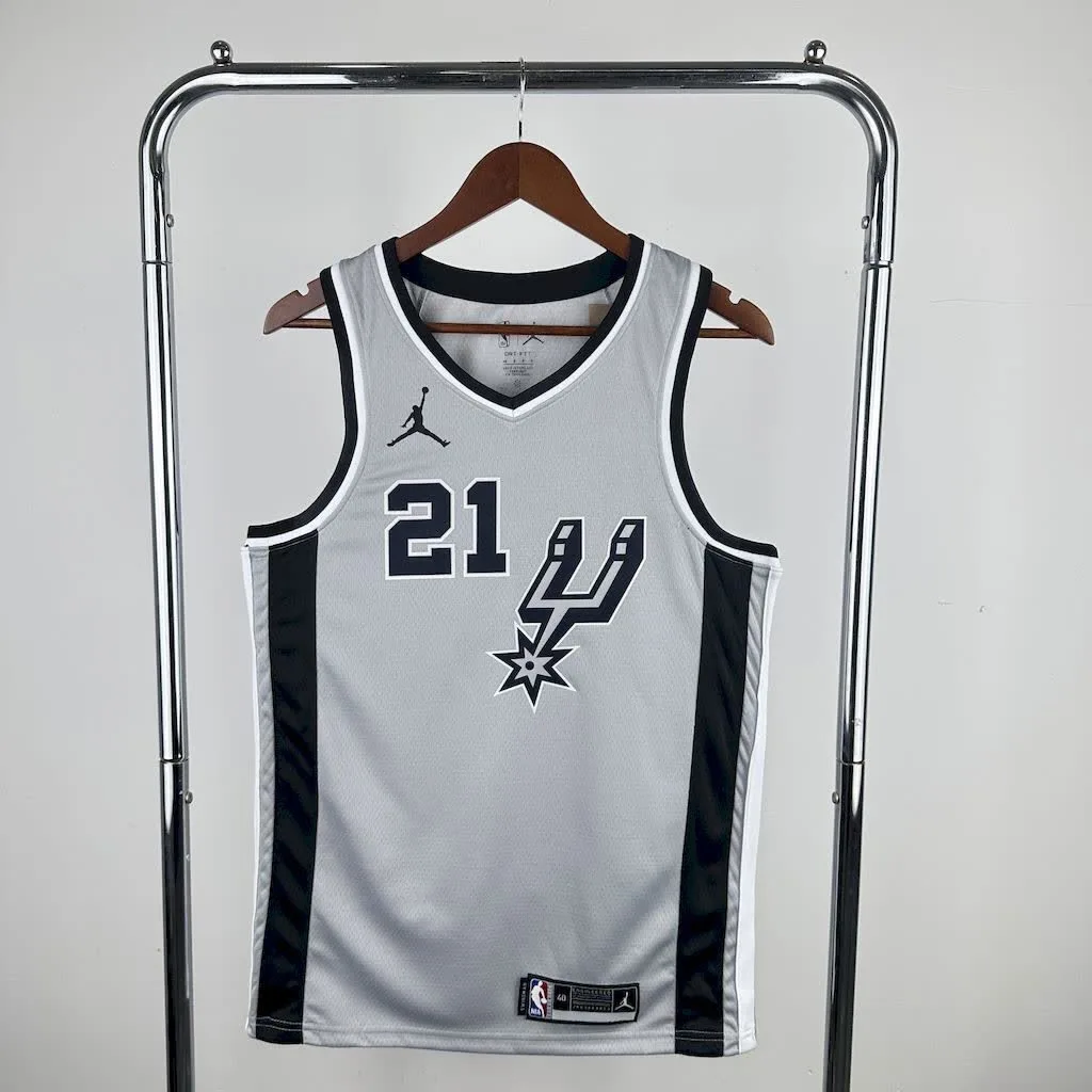 San Antonio Spurs 2021/22 DUNCAN#21 Jordan Jersey, foto 1