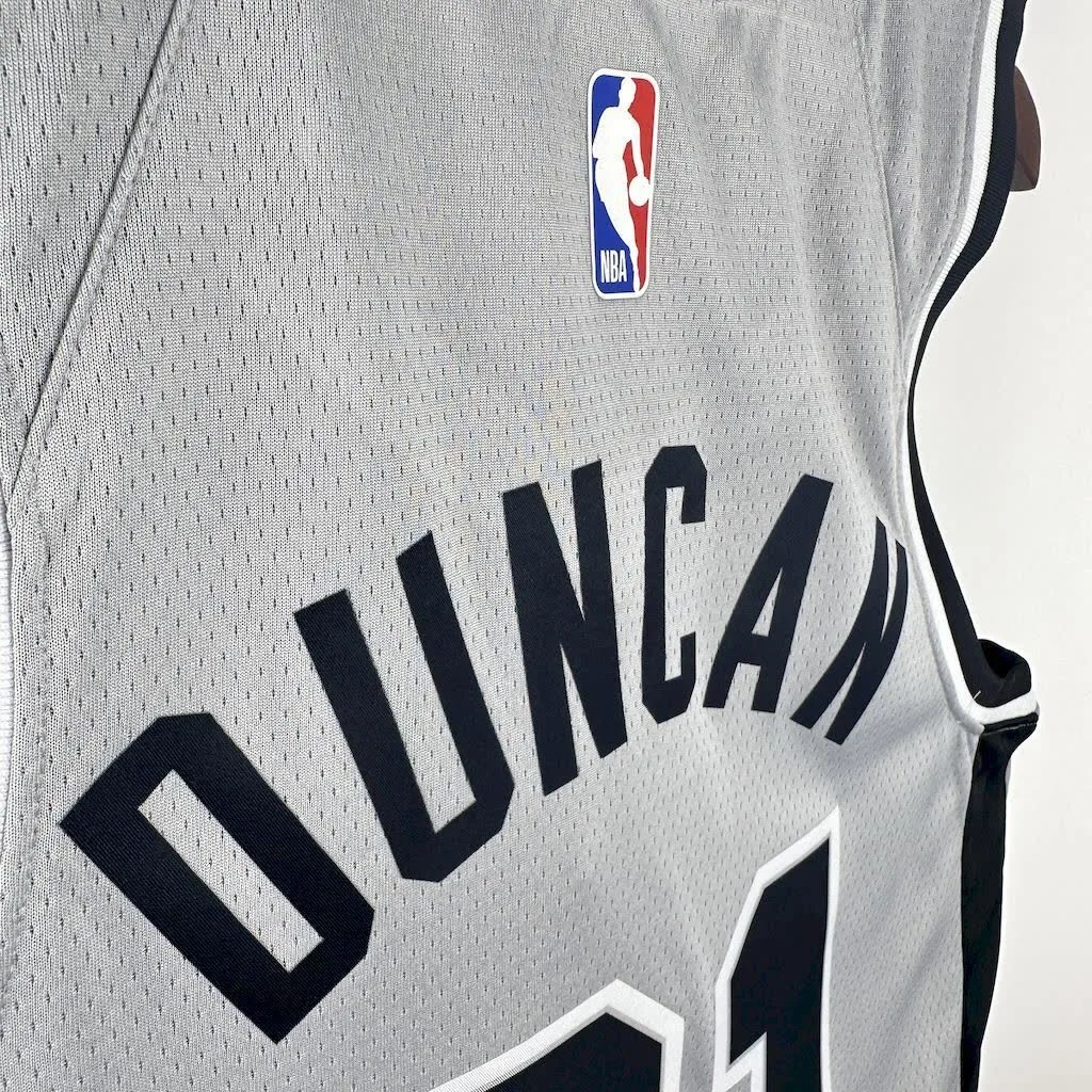 San Antonio Spurs 2021/22 DUNCAN#21 Jordan Jersey, foto 2