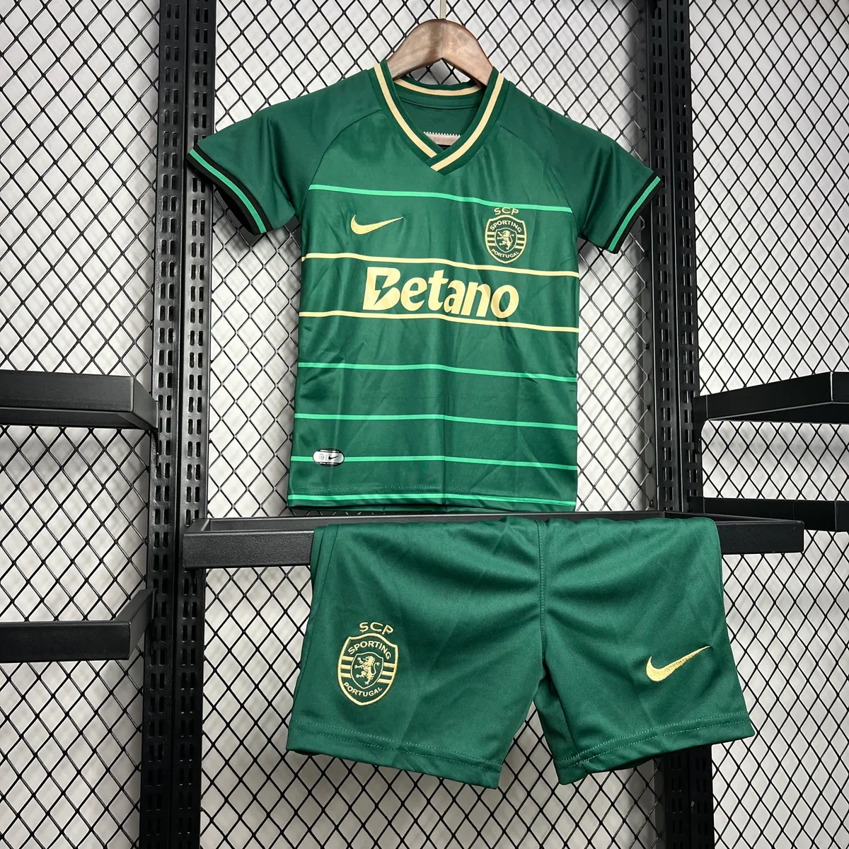 Sporting CP 2024/25 Away Kids Kit, foto 3