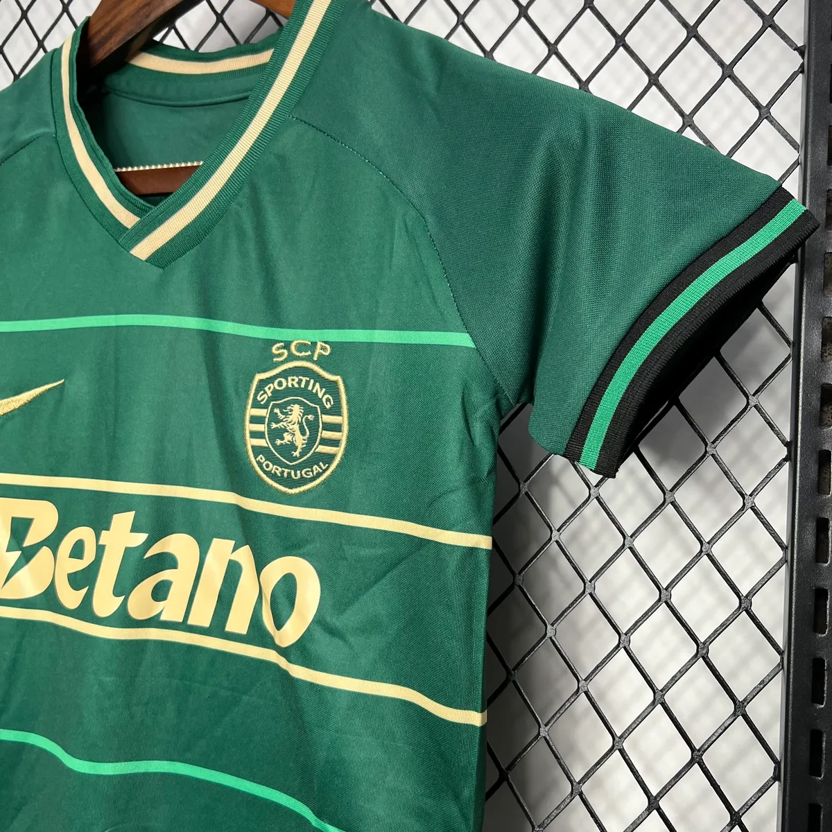 Sporting CP 2024/25 Away Kids Kit, foto 5