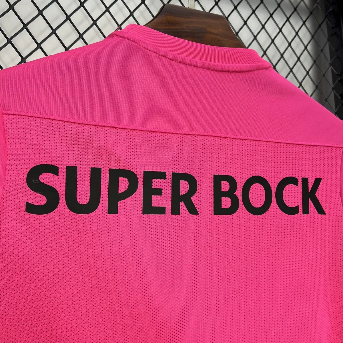 Sporting CP 2024/25 Pink October Jersey, foto 3