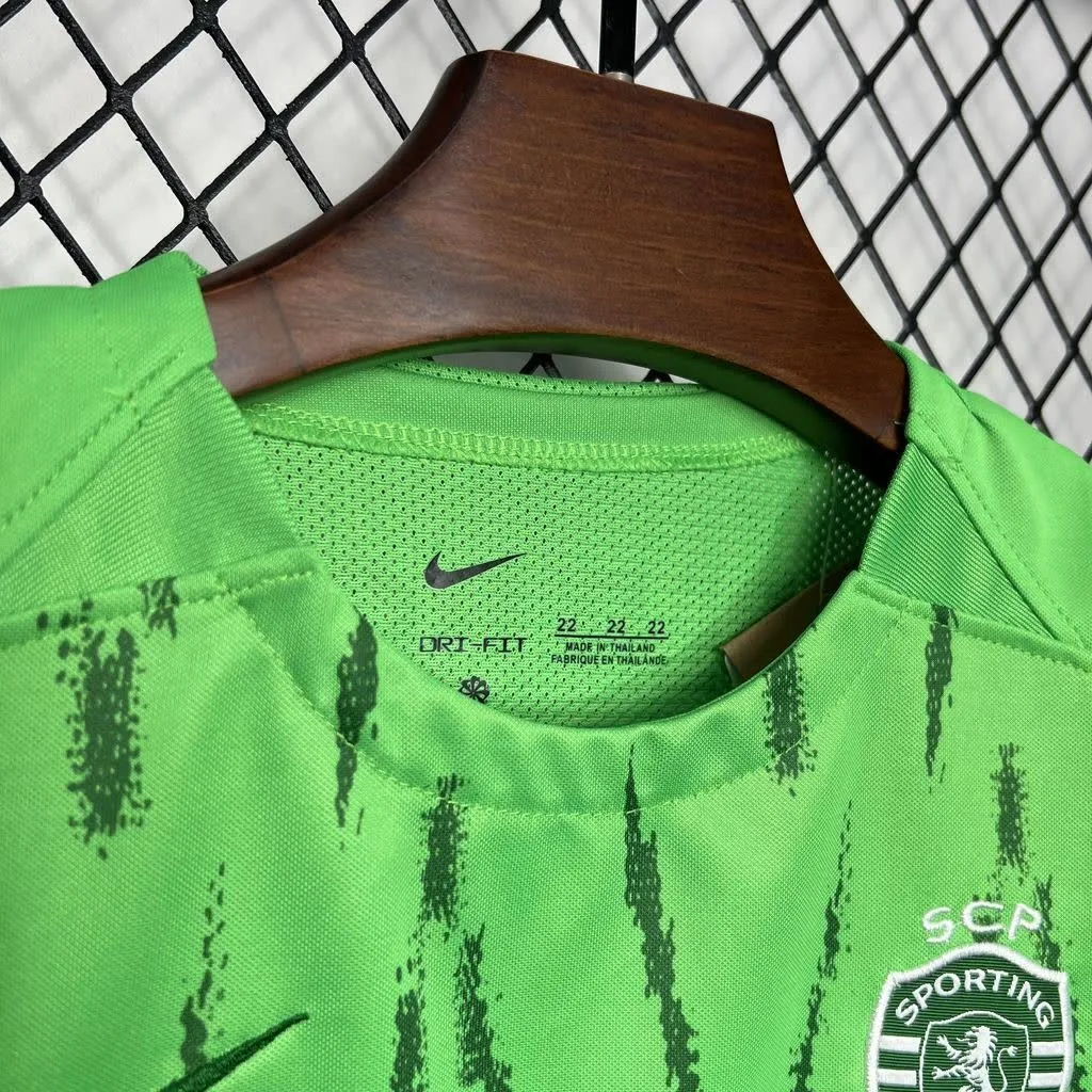 Sporting CP 2024/25 Thirds Away Kids Kit, foto 6