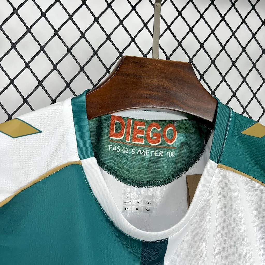 SV Werder Bremen 2025/26 Hummel Obrigado Diego Jersey, foto 3