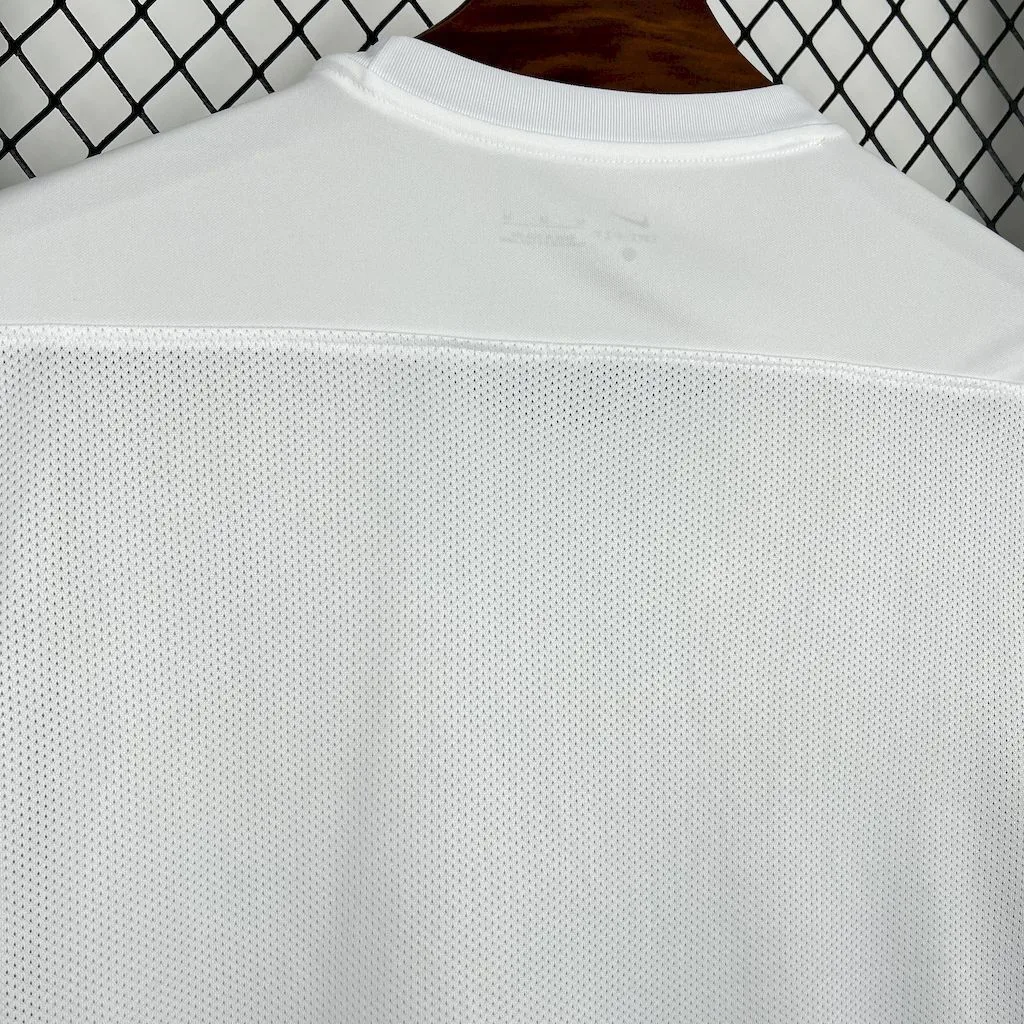 Tottenham Hotspur 2025/26 White Gold Snake Edition Jersey, foto 3
