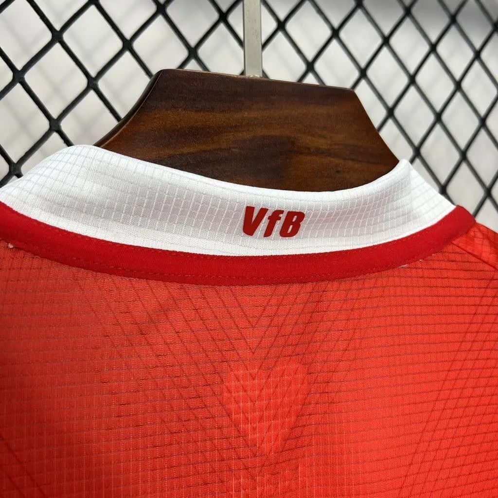 VfB Stuttgarts 2024/25 Away Jersey, foto 2