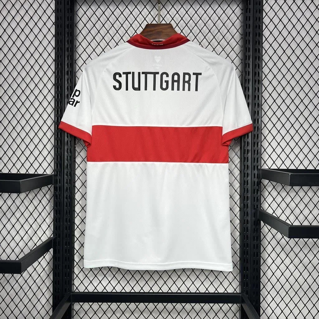 VfB Stuttgarts 2024/25 Home Jersey, foto 2
