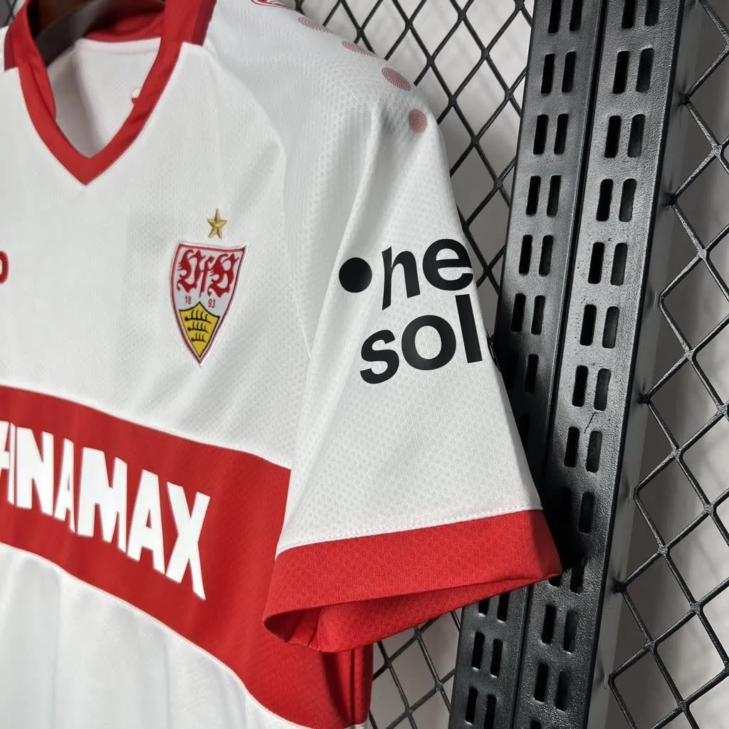 VfB Stuttgarts 2024/25 Home Jersey, foto 4