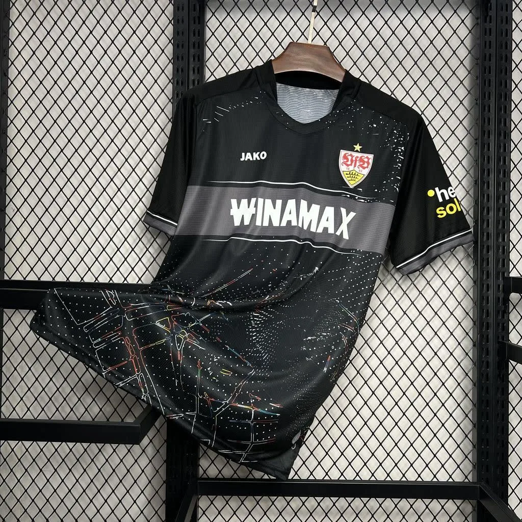 VfB Stuttgarts 2024/25 Thirds Jersey, foto 1