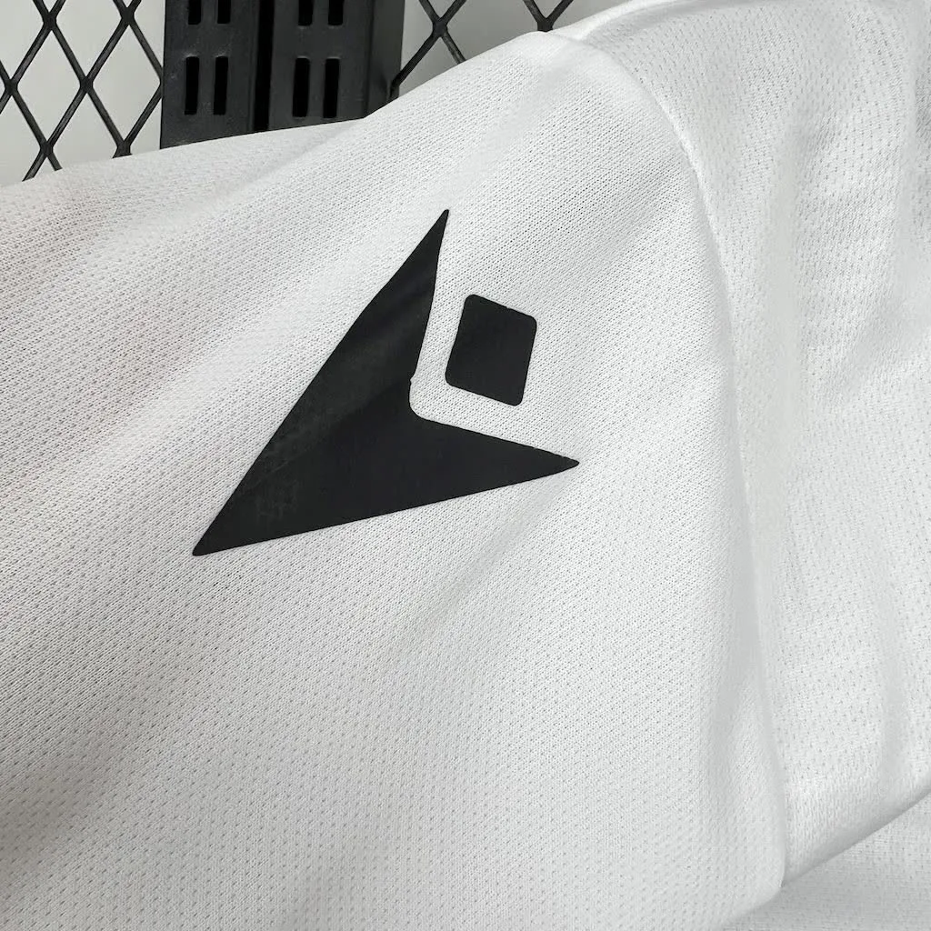 Vitoria de Guimaraes 2024/25 Home Kids Kit, foto 4