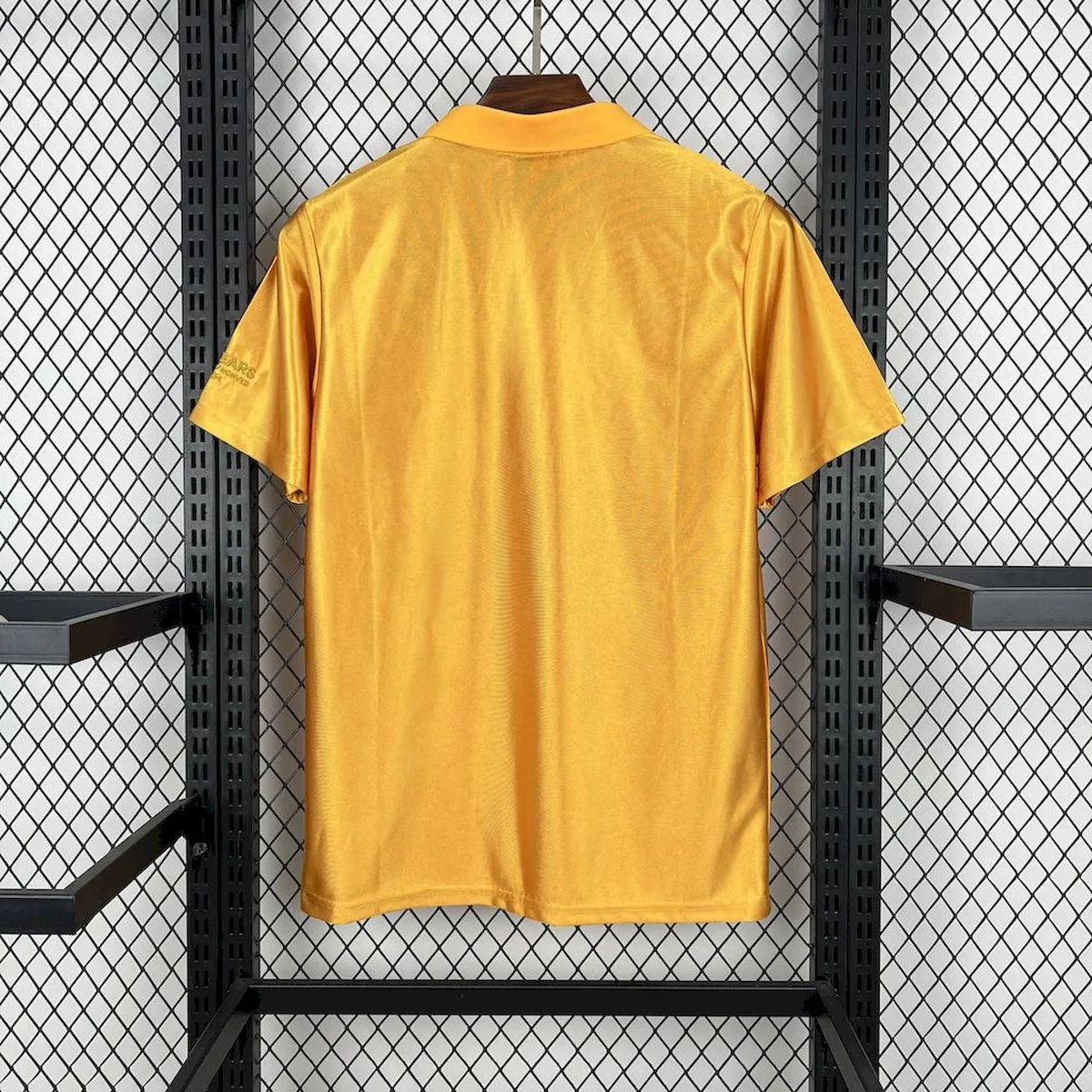 Wolves 2025/26 70th Snniversary Jersey, foto 3
