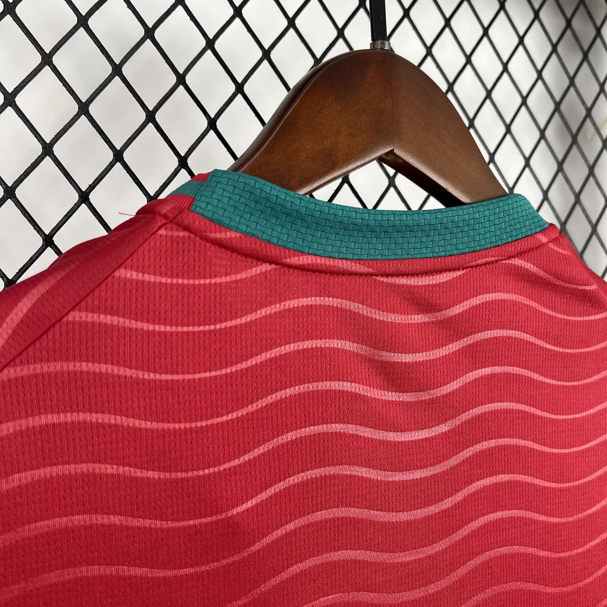 Womens Portugal 2026 World Cup Home Jersey, foto 3