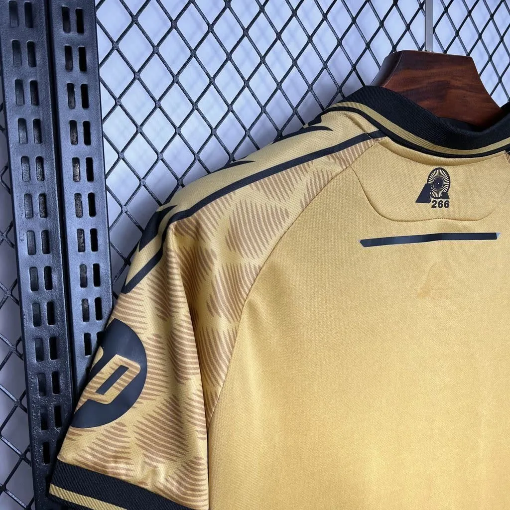 Wrexham 2024/25 Third Away Jersey, foto 2